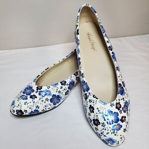 Angel Steps Floral Flats Size 11W